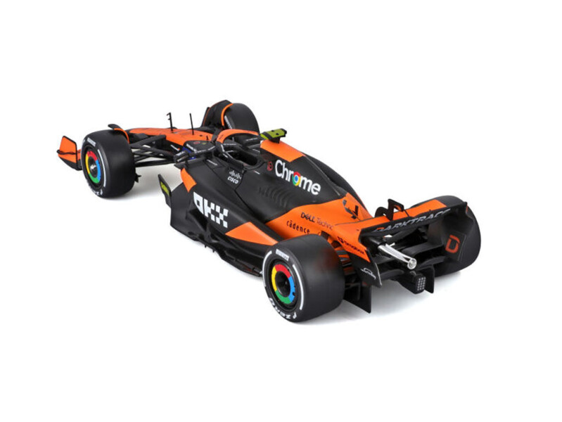 Bburago McLaren F1 Team MCL38 1:24 2024